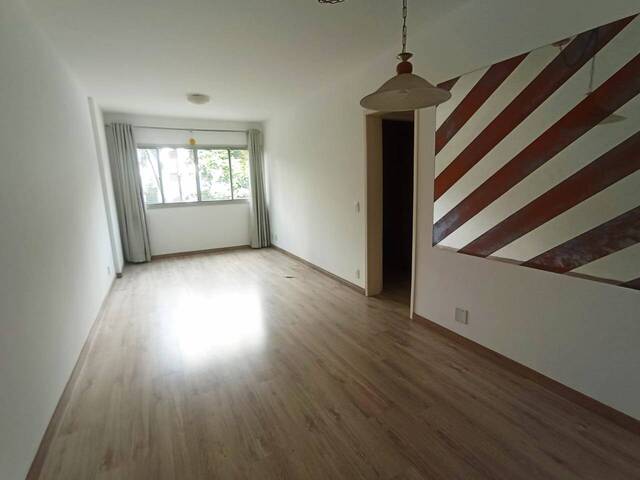 #208 - Apartamento para Venda em São Paulo - SP