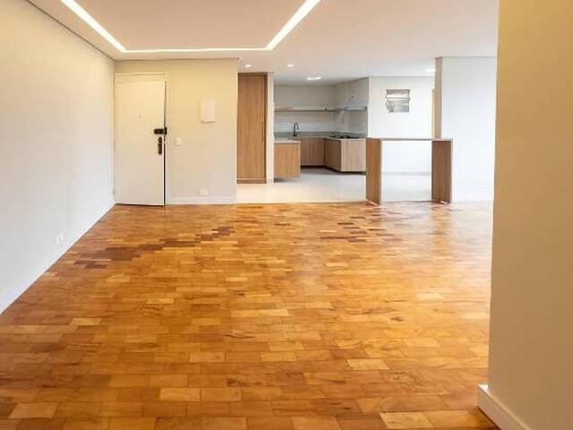 #21 - Apartamento para Venda em São Paulo - SP