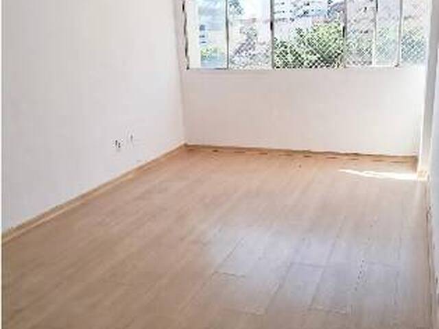 #44 - Apartamento para Venda em São Paulo - SP